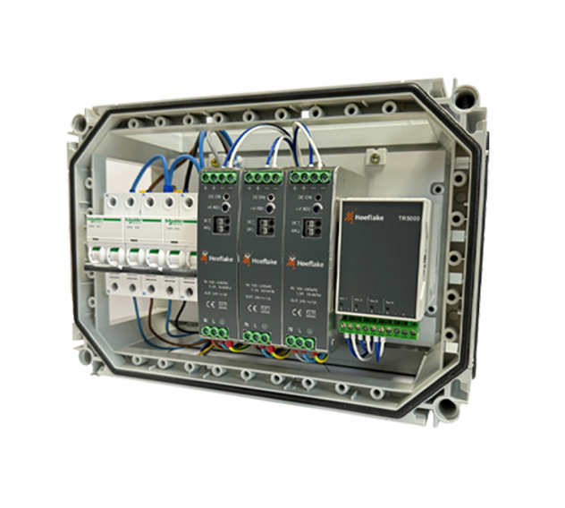 Best Of Three Voedingseenheid In Behuizing (1)